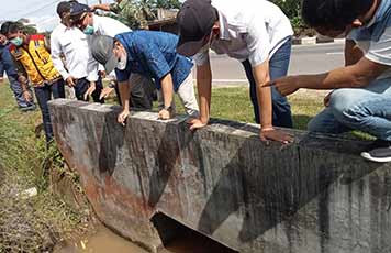 Bupati Bateng Bersama Tim PJPN Tinjau Titik Rawan Banjir