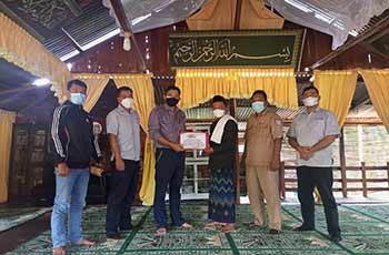 PT Timah Berikan Alat Kesenian Bagi Yayasan Alhidayah Serimpang Darussalam