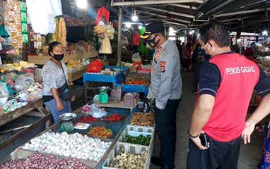 Cek Ketersediaan Sembako & Harga Jelang Ramadhan, Kapolres Basel Turun ke Pasar