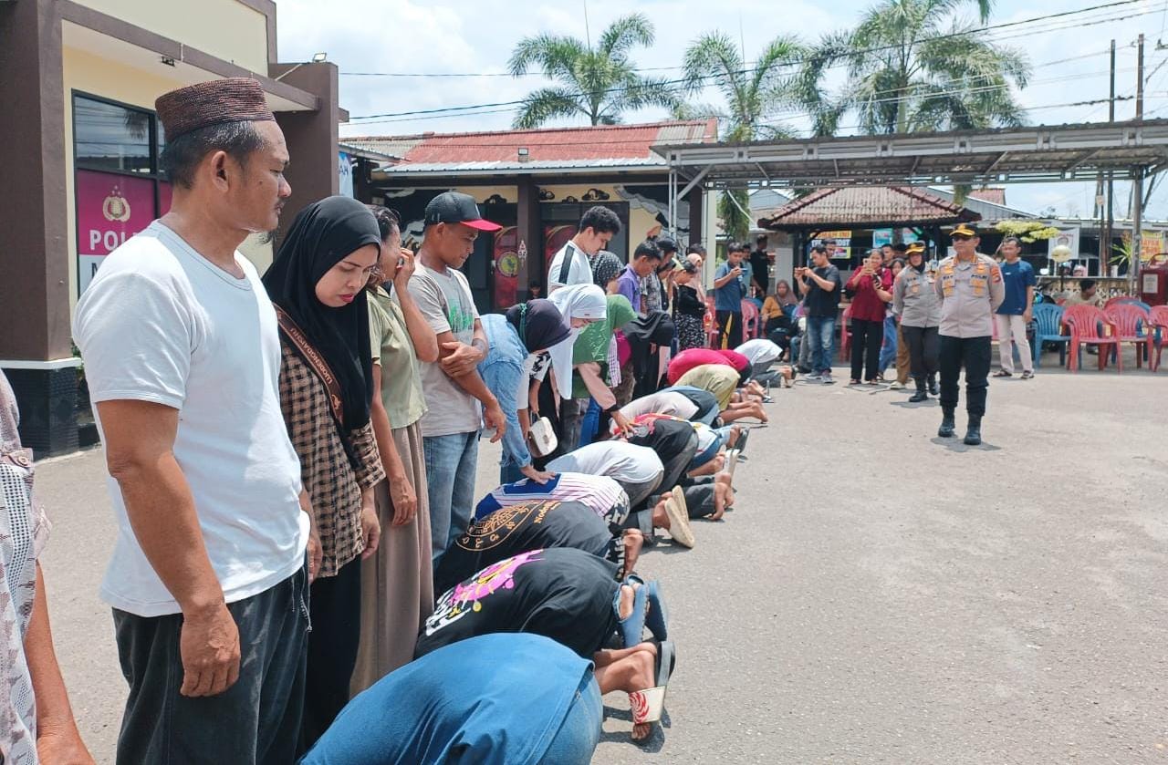 Polsek Bukit Intan Deklarasikan Pembubaran Geng Motor, Belasan Remaja Kena Semprot Kapolresta