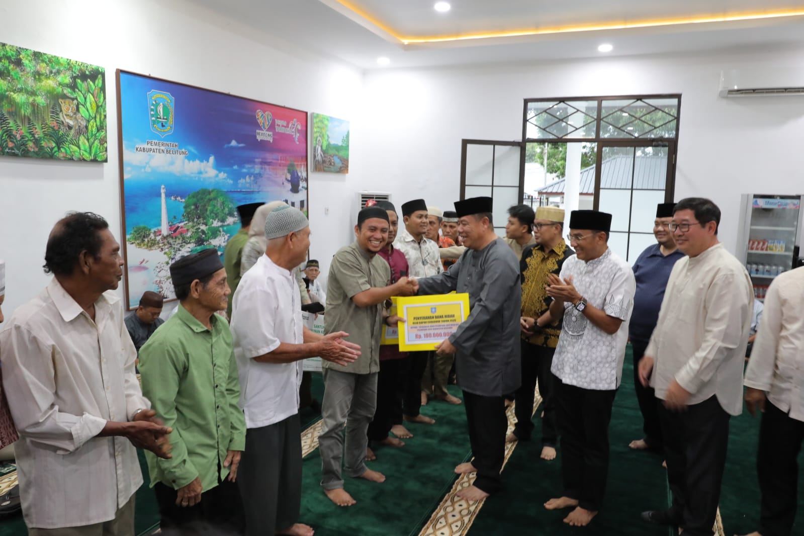 Safari Ramadan di Belitung, Gubernur Babel Hidayat Arsani Salurkan Bantuan dan Ajak Perkuat Persatuan
