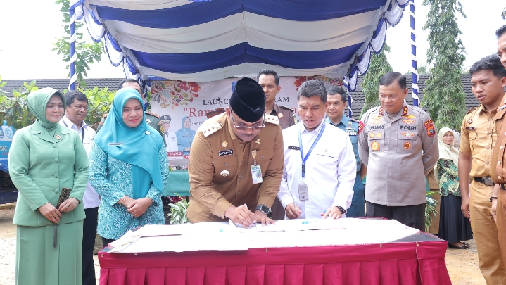 Eliminasi Stunting dan Kemiskinan Ekstrim, Pj Gubernur Safrizal Launching Rampak Gemintang