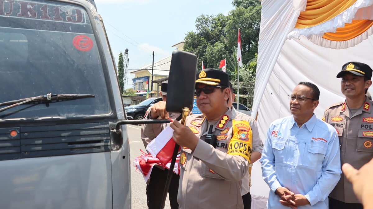 Kapolresta Pangkalpinang Ajak Pengendara Pasang Atribut Kemerdekaan Sambut HUT RI ke-80