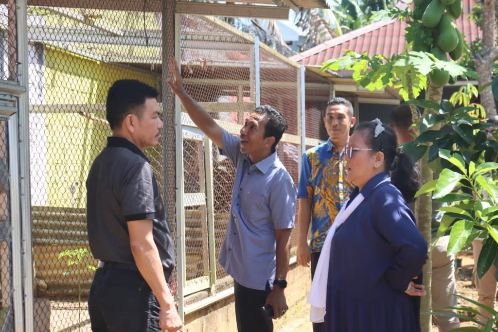 Pj Gubernur Kep. Babel Silaturahmi Lebaran ke Kediaman Sekda Naziarto