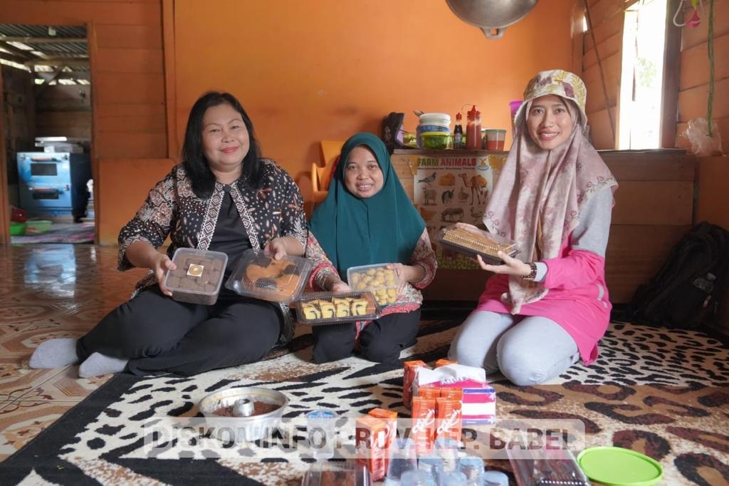 Sri Wahyuni, Pegiat IKM Disabilitas dari Lubuk Besar Menaruh Inspirasi