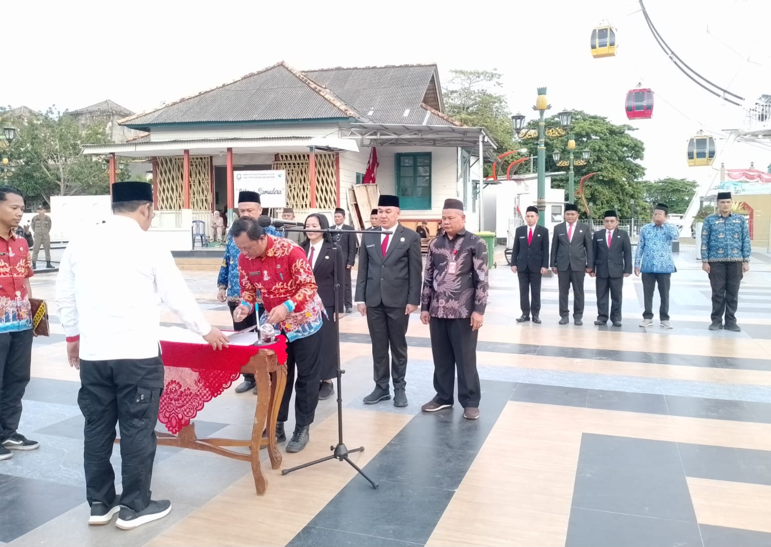 Akhirnya Basel Punya Sekda Definitif, Dilantik Bupati Riza Bersama 6 Pejabat Eselon II
