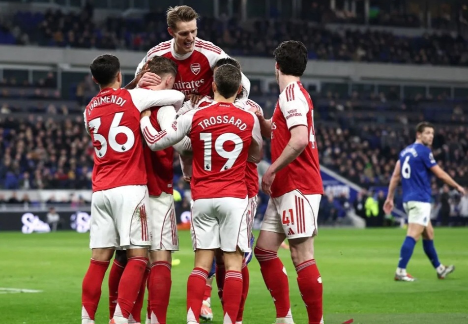 Kembali Rebut Puncak Klasemen dari Manchester City, Arsenal Menikmati Setiap Kemenangan 