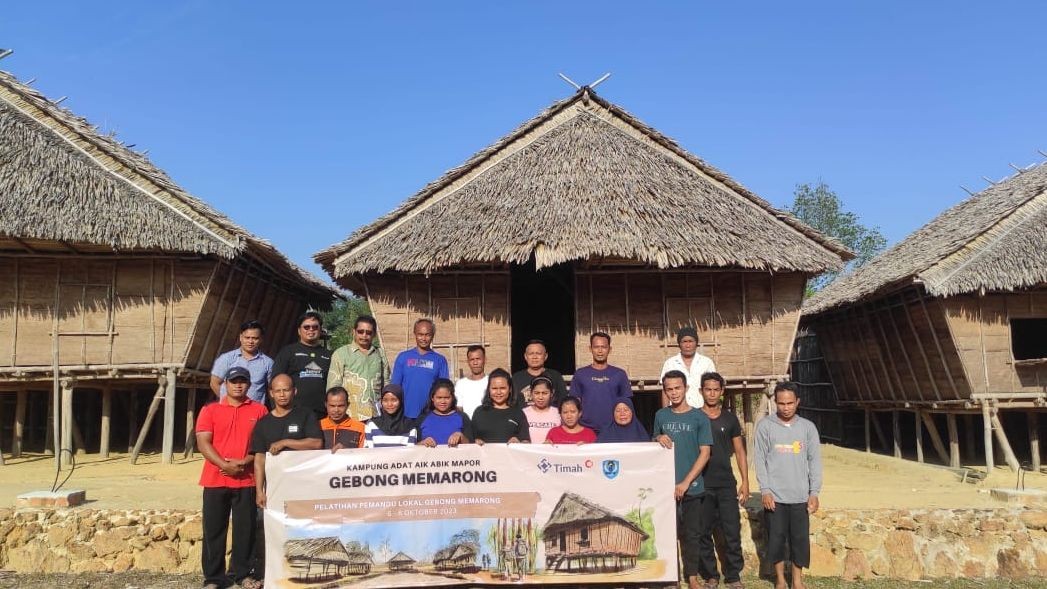 PT Timah Tbk Latih Komunitas Adat Mapur Menjadi Local Guide di Desa Adat Gebong Memarong