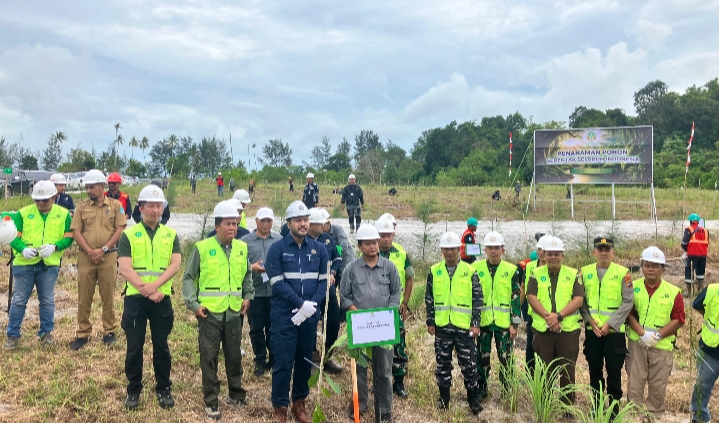 HL Sengkah Tengkalat  Mapur Dihijaukan dengan Jambu Mente dan Kayu Putih