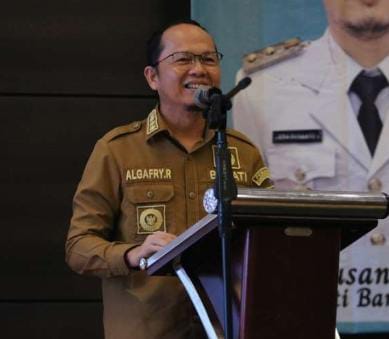 Gebyar Edukasi Kesehatan, Bupati Algafry Ingatkan Pentingnya Kemampuan Komunikasi 