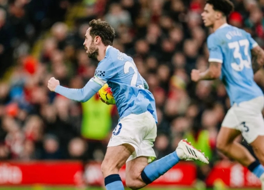 Bungkam Liverpool 2-1, City Terus Tempel Arsenal