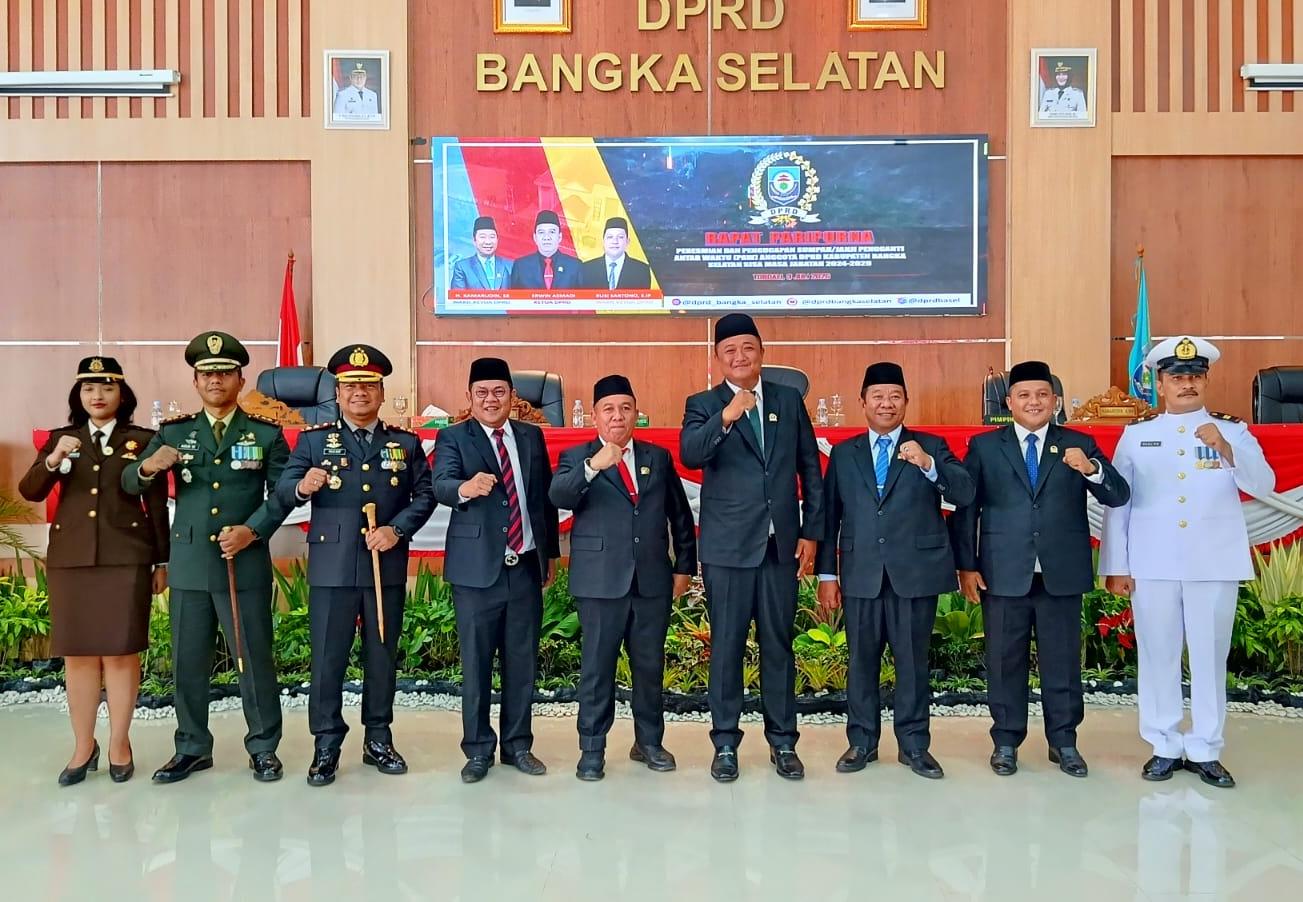 PAW Anggota DPRD Basel, Septa Gantikan Abu Hairi yang Meninggal Dunia 