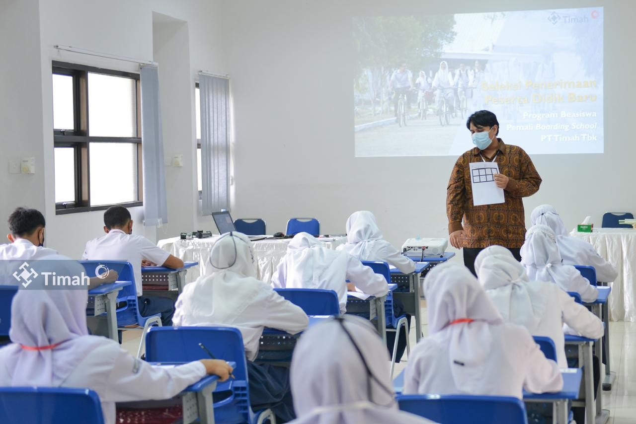 Program Timah Mengajar, Latih Ratusan Guru Tingkatkan Kemampuan Menulis Karya Ilmiah