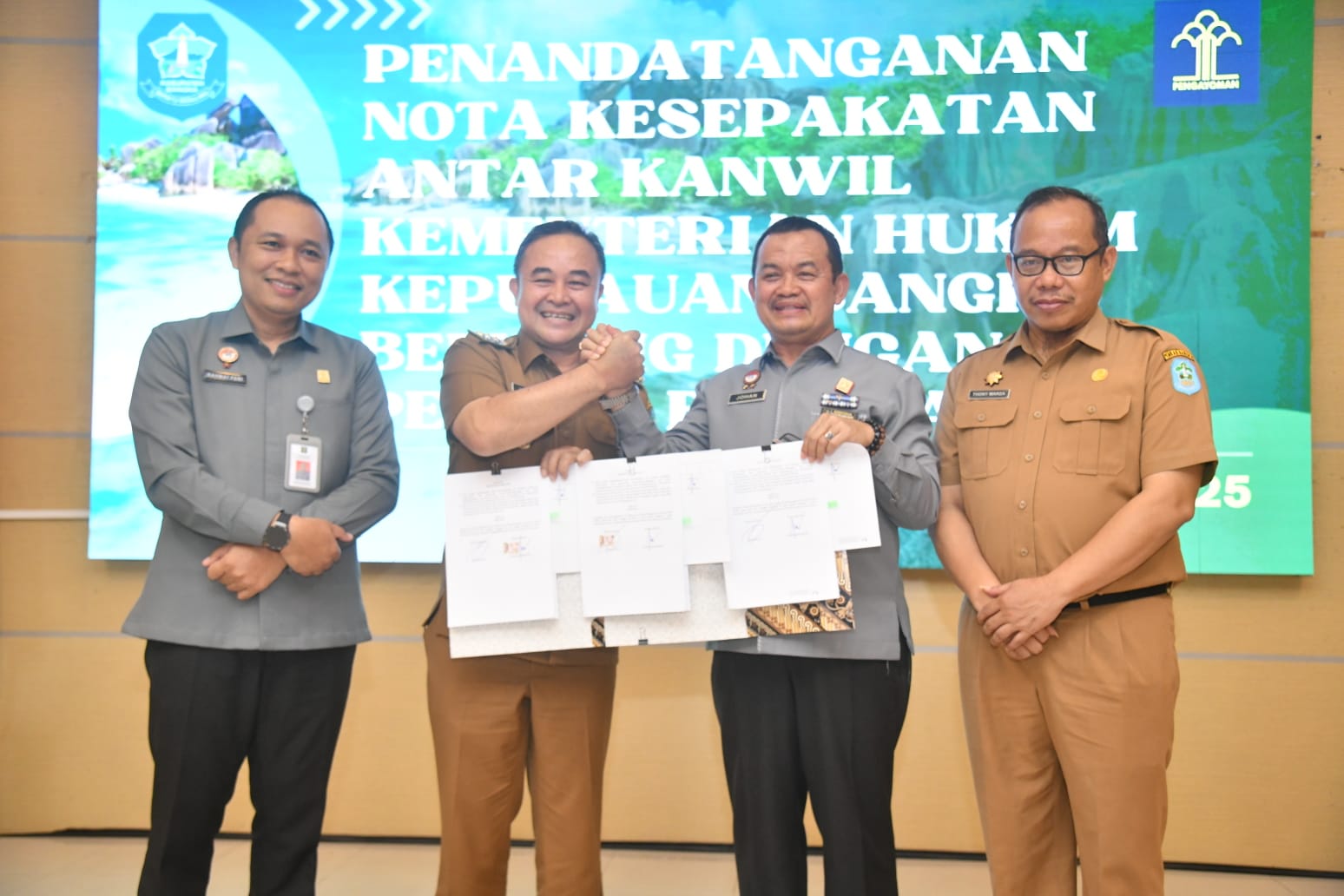 Pemkab Bangka - Kanwil Kementerian Hukum Babel Perkuat Pembinaan Hukum