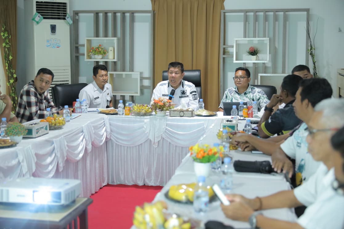 Gubernur Hidayat Minta Administrasi Lahan untuk Investasi Kelapa Dipercepat