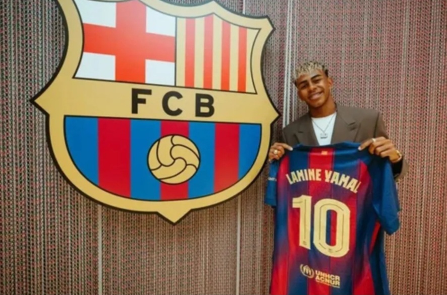 Yamal Berambisi Raih Banyak Ballon d'Or