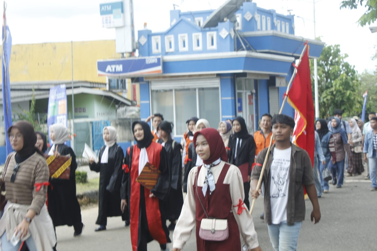 Parade Fakultas Meriahkan Hari Ketiga Dies Natalis UBB ke-19