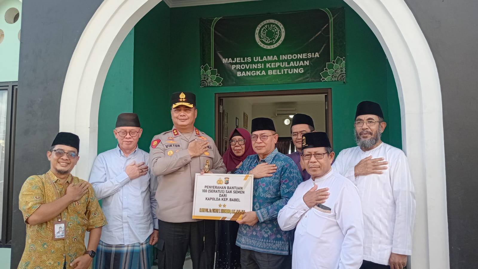 MUI Babel Terima Kunjungan Perdana dan Bantuan Bina Umat Dari Kapolda Babel Irjen Pol Viktor T Sihombing