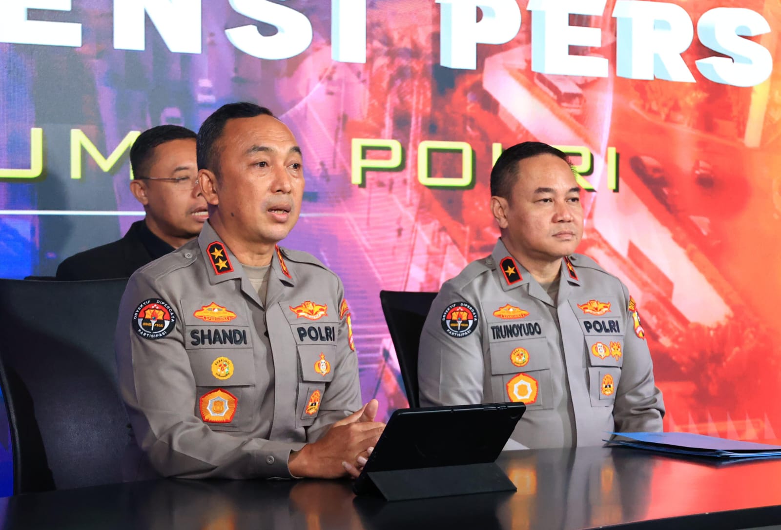 Kadiv Humas Ajak Masyarakat Tak Ragu Laporkan Aksi Premanisme Melalui Call Center Maupun WA Aduan Jakarta
