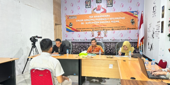 8 Peserta Calon Anggota Panwaslu Kecamatan di Bangka Tengah Ikuti Tes Wawancara