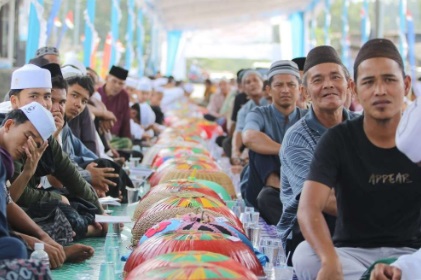 5000 Dulang Tersaji, Warga Tumpah Ruah Rayakan Ruwah Kubur Bak Lebaran