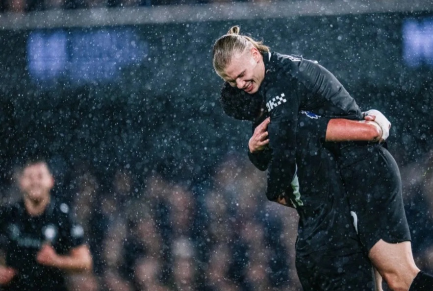 Hujan 9 Gol Warnai Kemenangan Manchester City atas Fulham