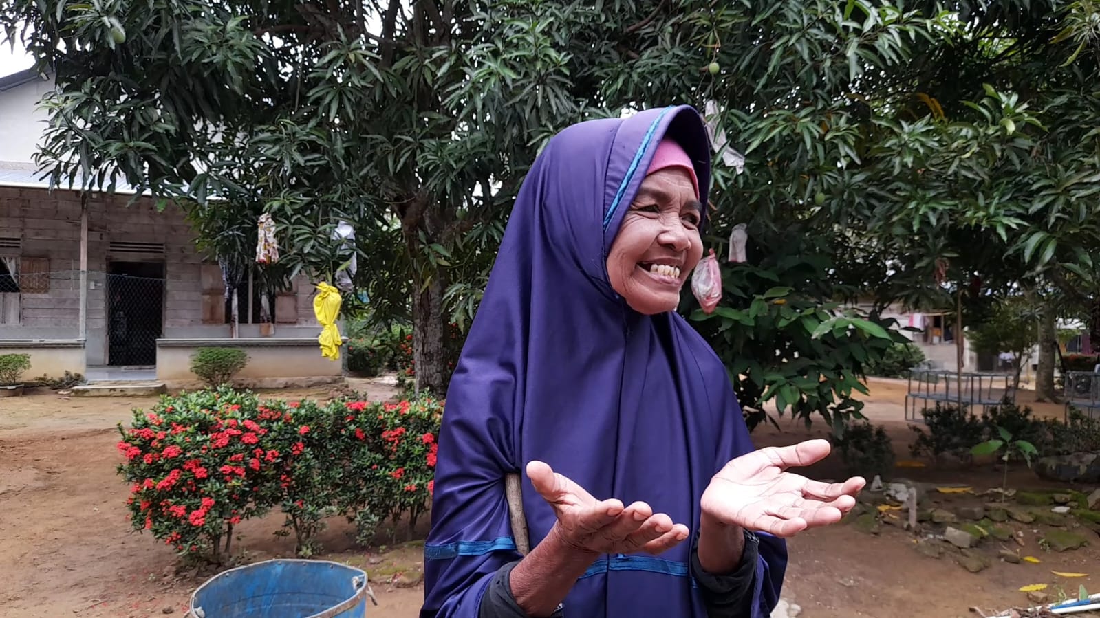 Setelah Puluhan Tahun, Pulau Nangka Rasakan Listrik 24 Jam, Fatma : Bahagia Sekali