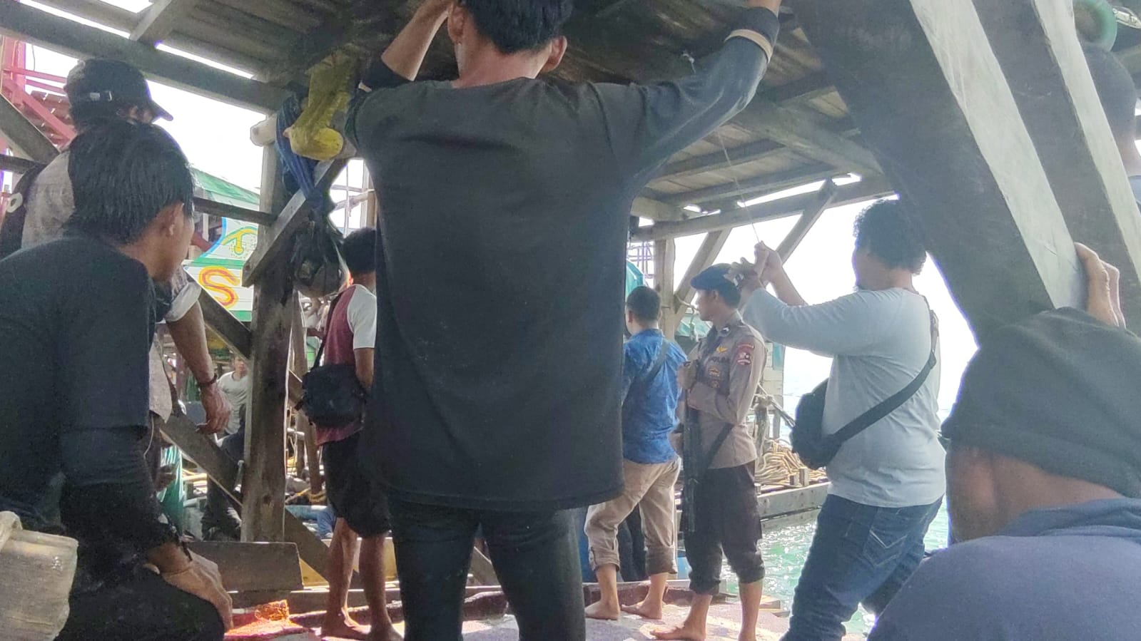 Tambang Ilegal Rambah Perairan Jungku, Satpolairud Bertindak 