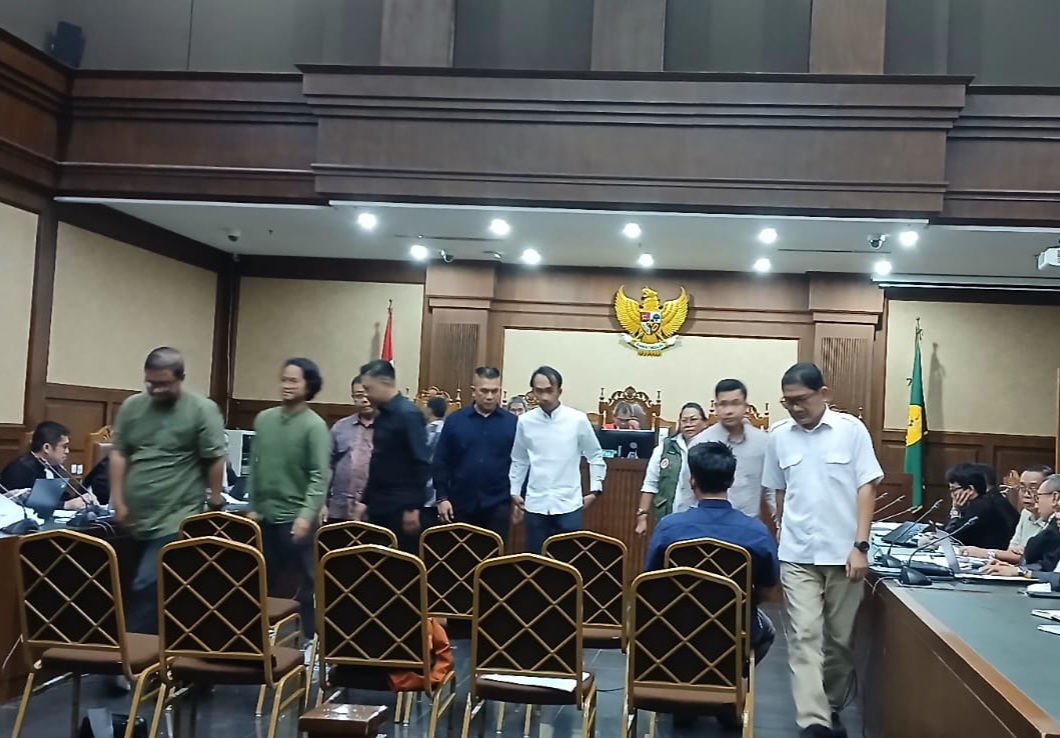 Andi Kusuma dan JPU Saling Cecar