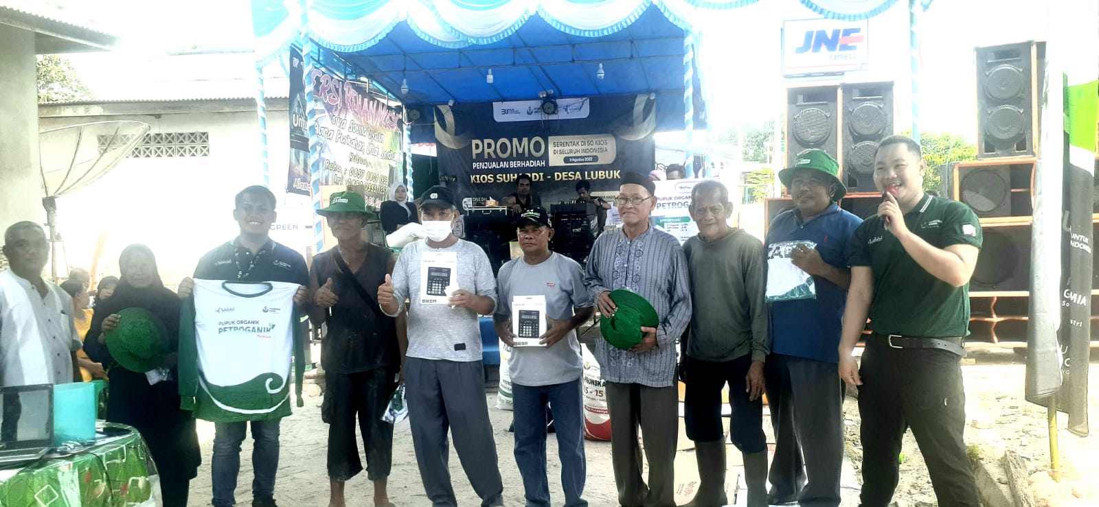 Petrokimia Gresik Gelar Promo Penjualan Berhadiah di Lubuk Besar