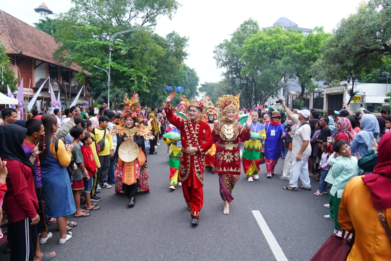 Usung Budaya Nganggung, Kontingen Parade Kep. Babel Pukau Masyarakat Solo