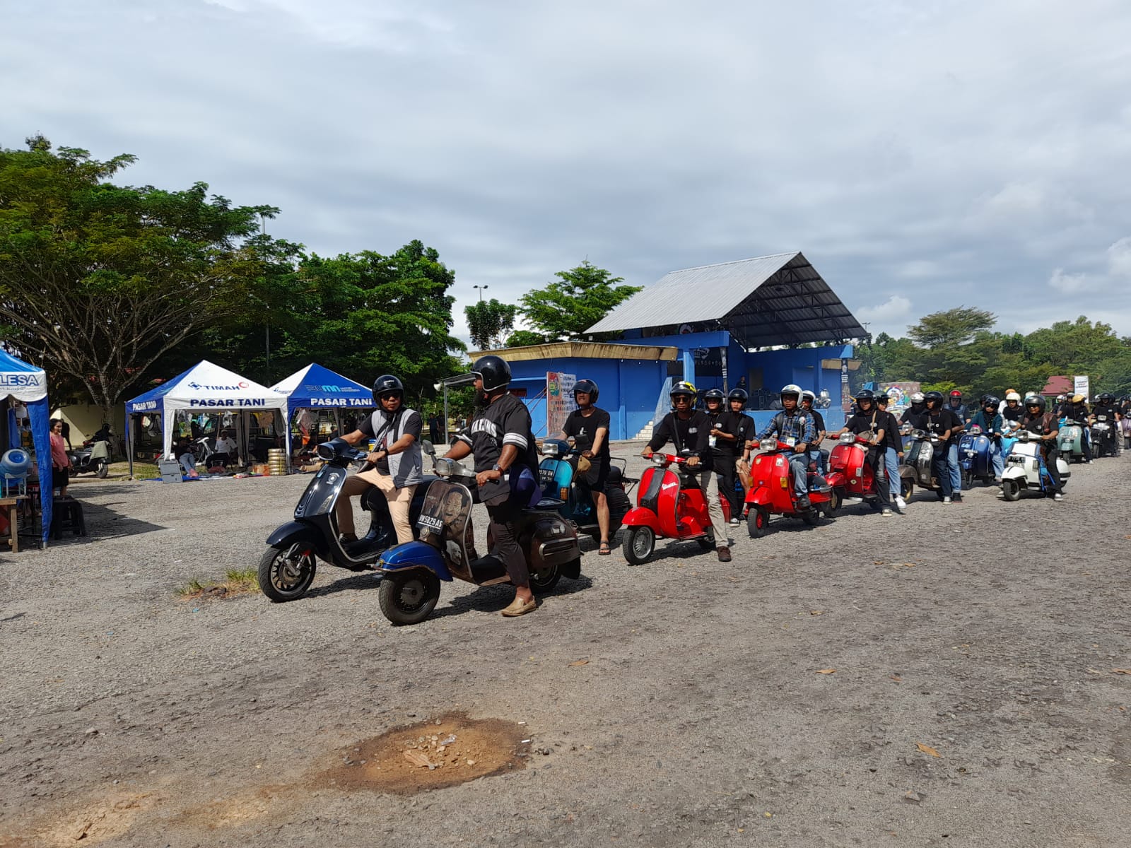 Perdana Vespa Bateng Day 2022 Diikuti 400 Peserta Hingga dari Medan