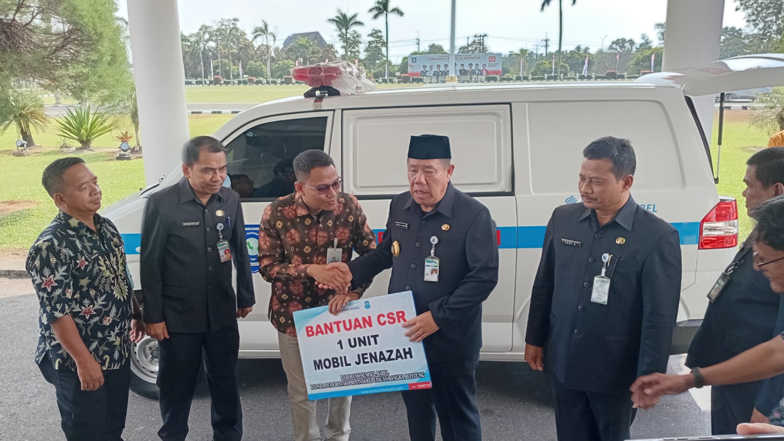 BSB Cabang Pangkalpinang Serahkan Bantuan Mobil Jenazah Kepada Pemprov Babel