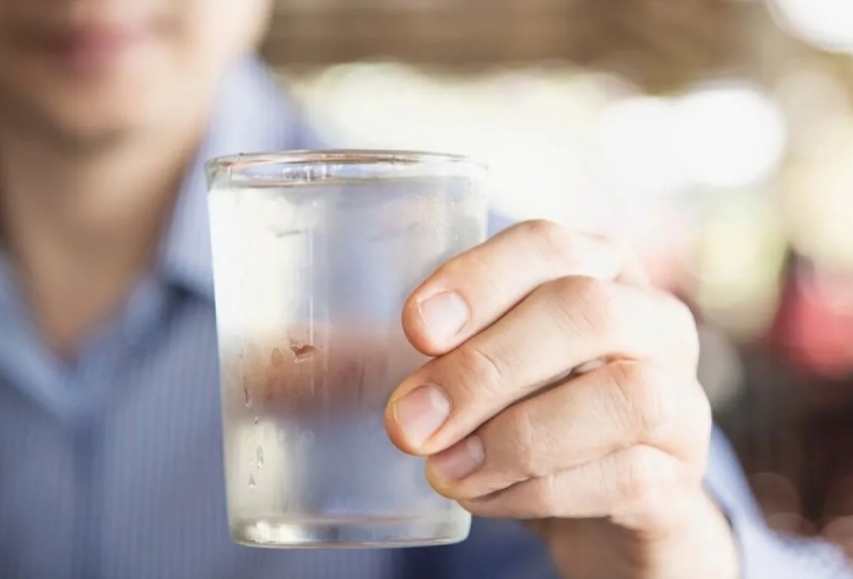 Pahami Kebutuhan Konsumsi Air untuk Kesehatan Ginjal 