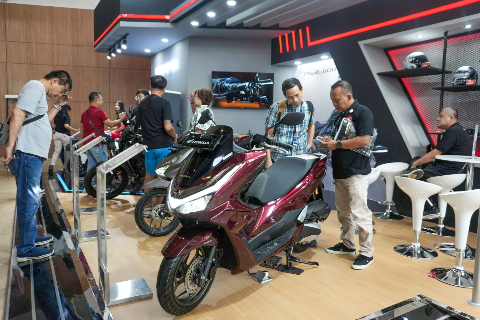 PCX160 Roadsync Jadi Primadona di GIIAS 2025, Disusul Honda Stylo 160 dan Vario Series