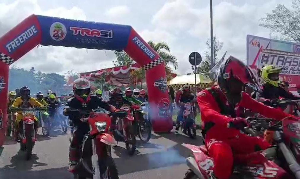 Tantangan Bagi Offroader di Jalur 3 dan 5, Jefry ; Bebatuan Hingga Tanjakan Terjal 