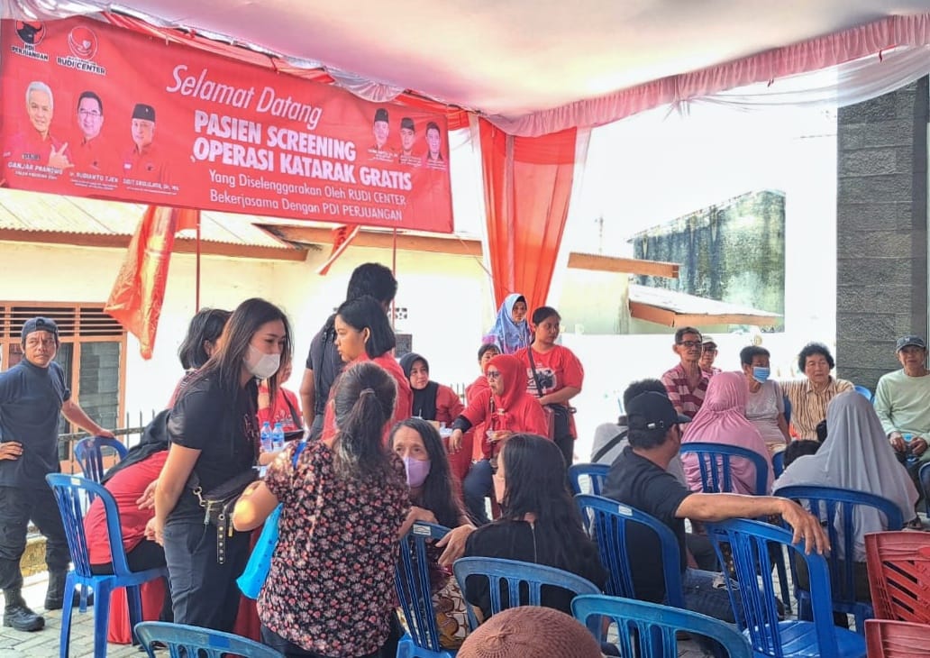   Hari Ini, Rudi Center Screening Calon Pasien Operasi Katarak di Bangka Tengah