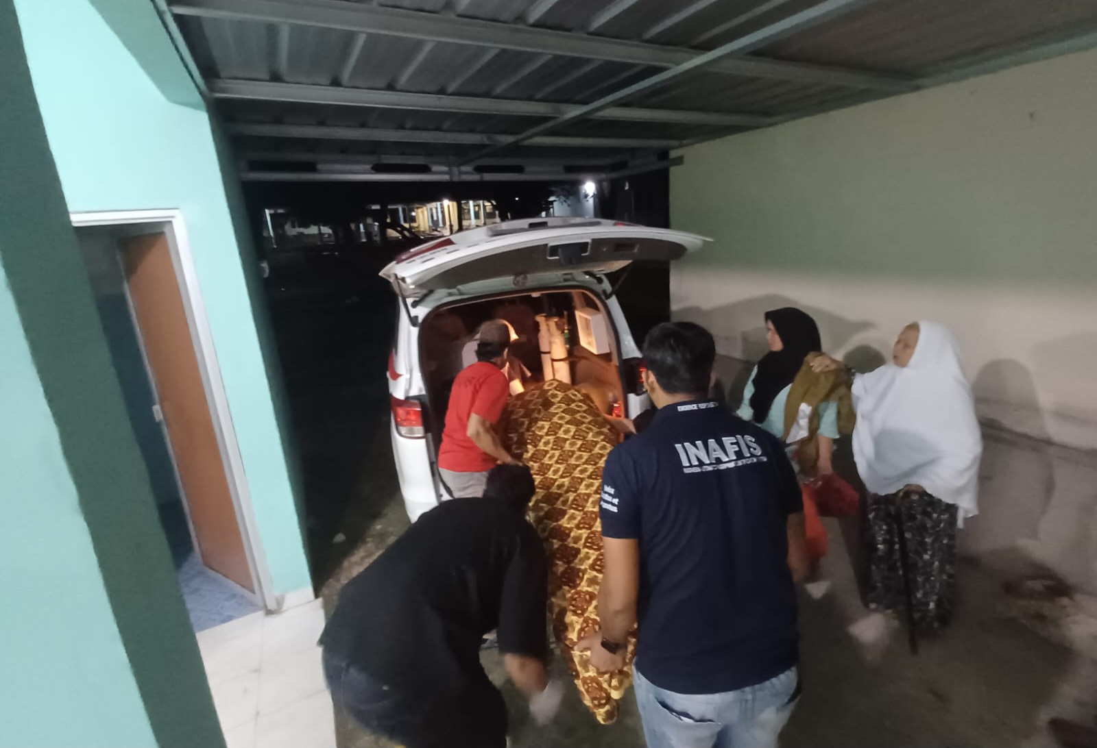 12 Jam Terkubur Hidup-hidup di Camui, 2 Pekerja TI di Lubuk Akhirnya Ditemukan