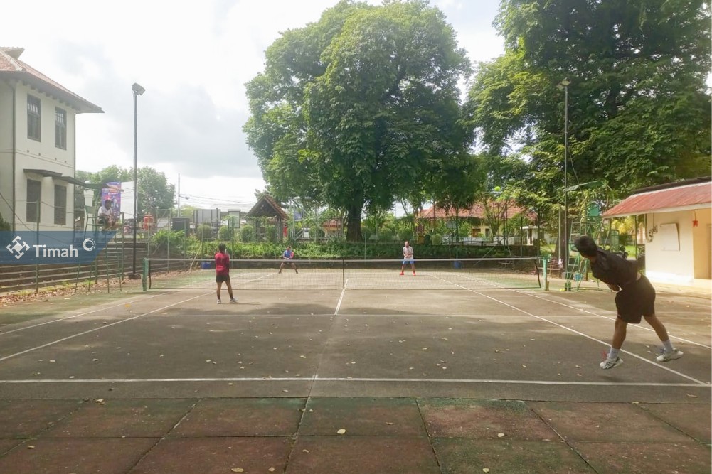 Tingkatkan Prestasi Atlet Tenis, PT Timah Siapkan Lapangan Tenis untuk Masyarakat Berlatih