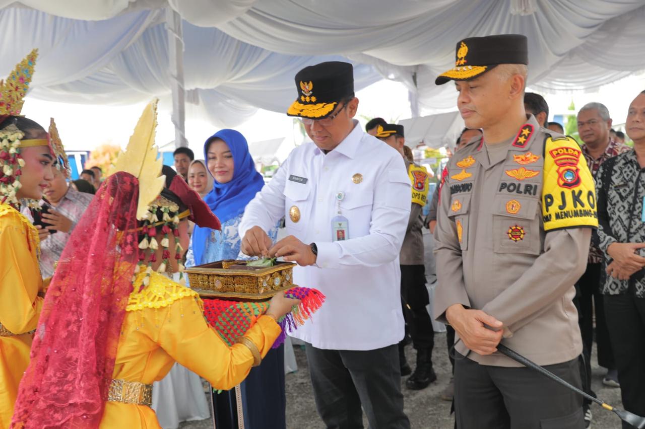 Pj Gubernur Sugito Resmikan Gedung Samsat Baru, Kado HUT 24 Provinsi Untuk Warga Belitung