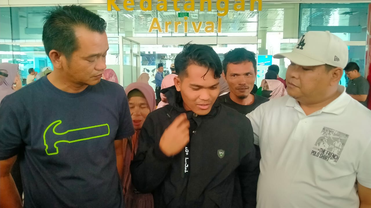 Kisah Hidup Mati Rival Sudia, Nelayan Bukit Layang yang Jatuh dari Kapal dan Terapung-apung di Samudera Hindia