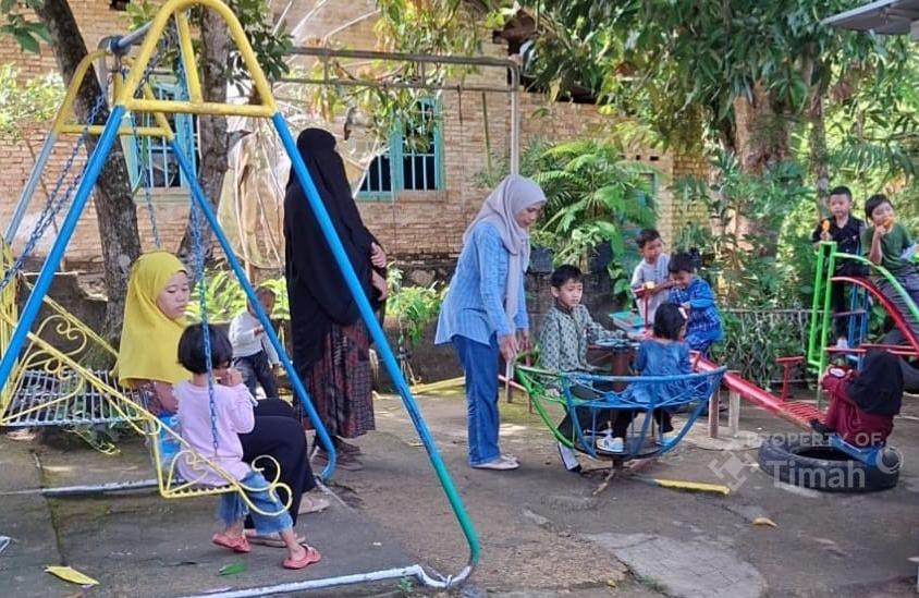 PT Timah Perkuat Pendidikan Anak Usia Dini Melalui Bantuan Gizi dan Sarana Belajar