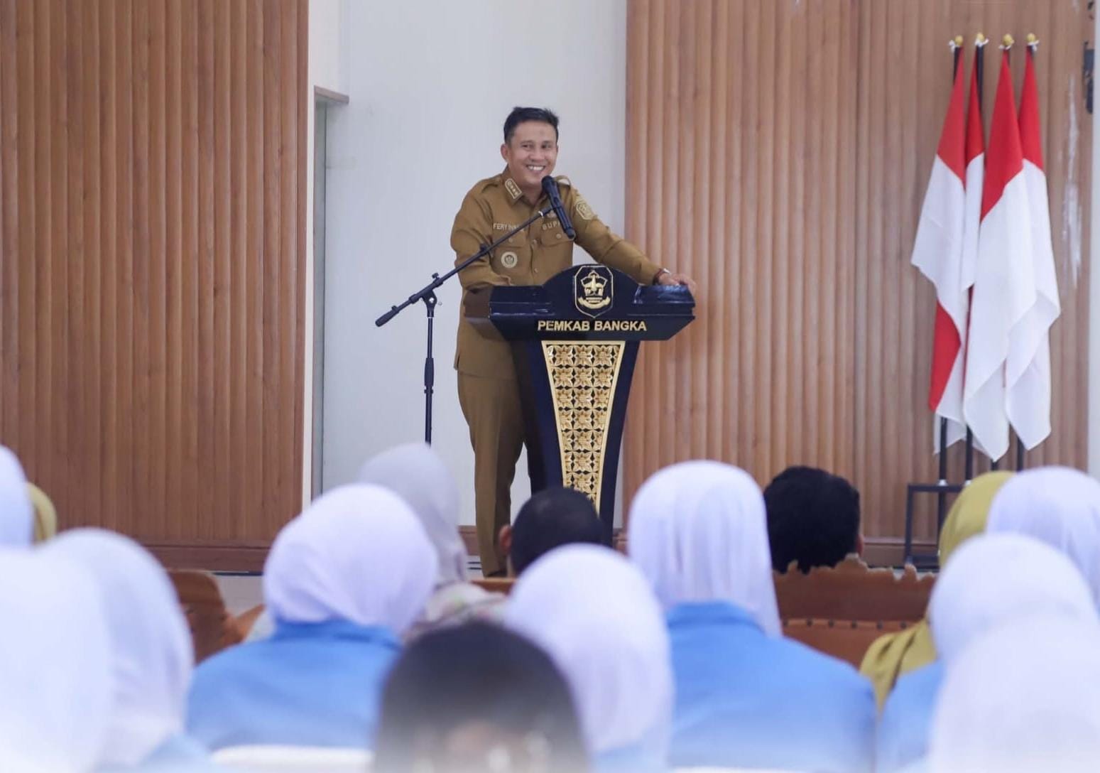 Bupati Fery Insani Lepas Mahasiswa Keperawatan UBB untuk Praktik Lapangan di Labu Air Pandan