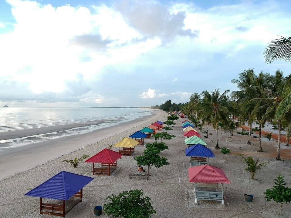 Bingung Cari Tempat Rekreasi?  Pantai Yang Satu Ini Bisa Jadi Pilihan