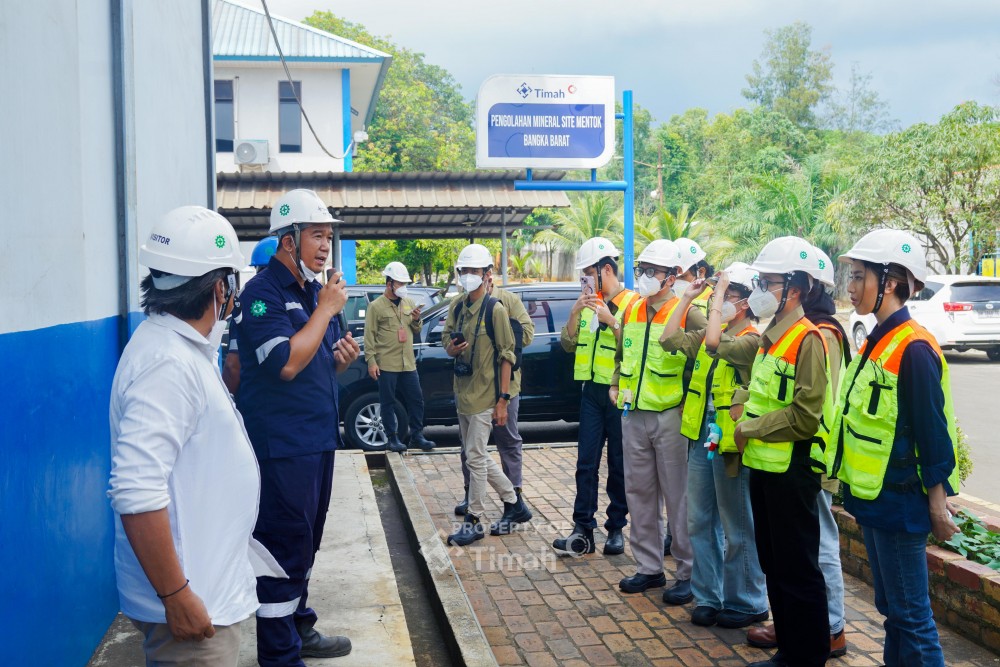 Duta Minerba Terpukau Melihat Langsung Fakta Pertambangan Berkelanjutan PT Timah Tbk   