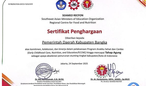 Pj Bupati Bangka Terima Penghargaan Seameo Refcon Award 2025