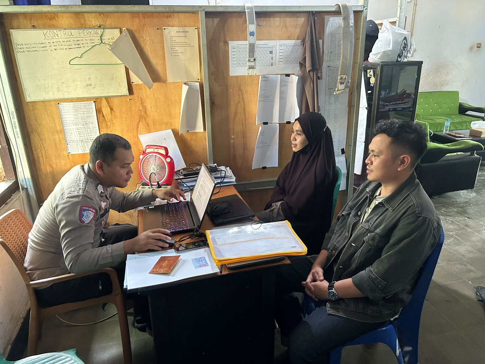 Kecelakaan Maut di Jalan Kenanga, Keluarga Korban Buat Laporan Polisi: Siapa Tanggung Jawab Tumpahan Solar? 