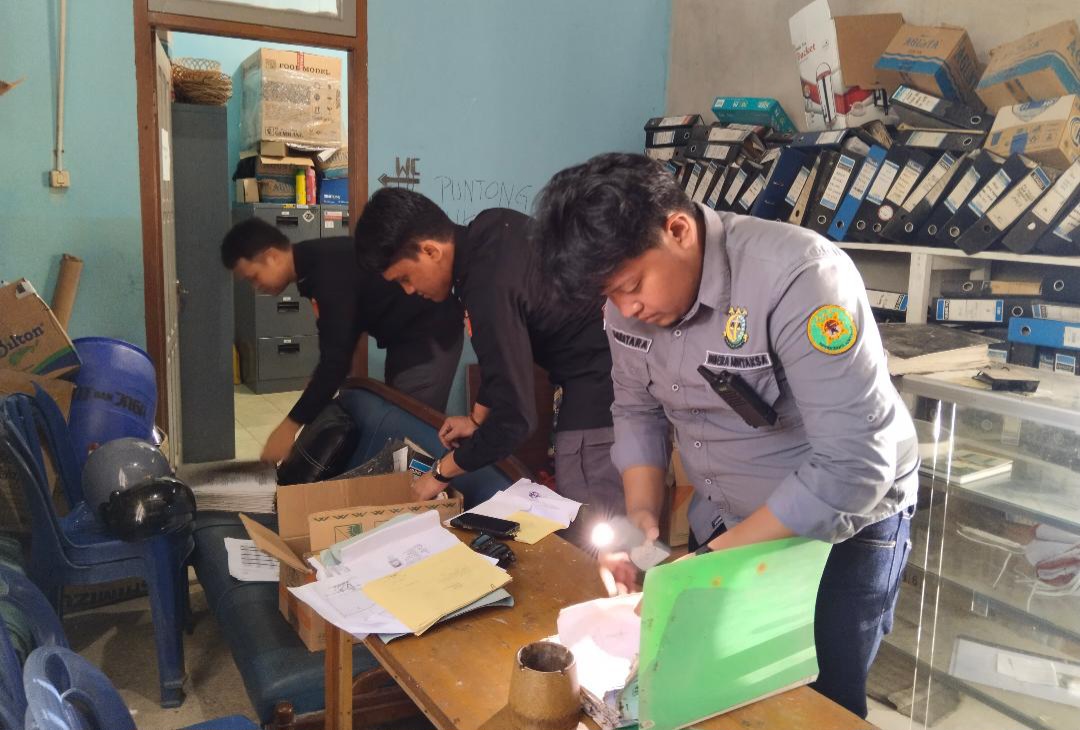 Kejar Mafia Sawit Penyerobot Lahan PT Timah, Jaksa Geledah Kantor Desa Buluh Tumbang
