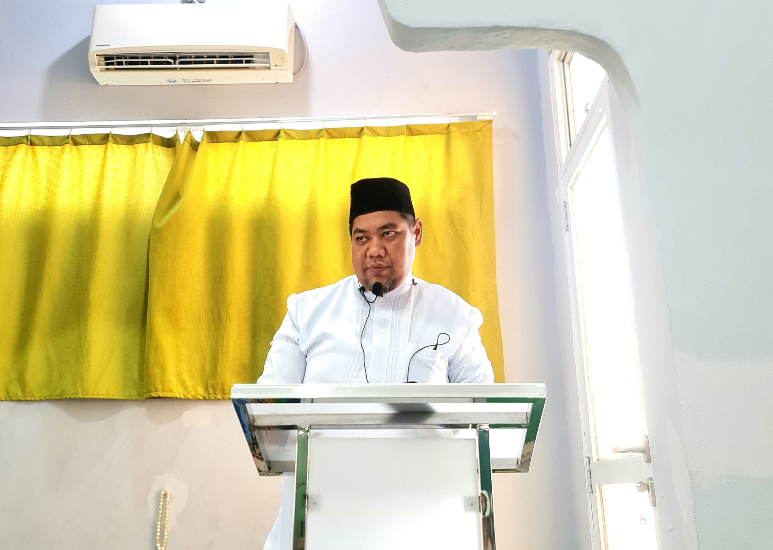Jadi Imam Salat Id di Masjid Baitul Marhamah, Rio Ajak Masyarakat Berkurban Sebagai Bentuk Syukur pada Allah