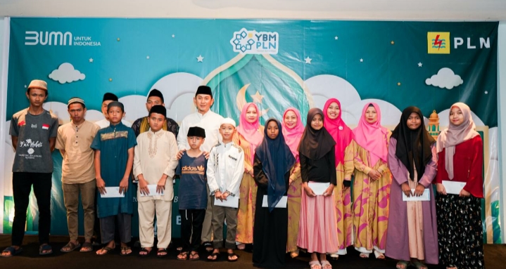 Gelar Safari Ramadan 1445H, PLN Babel Berbagi Kebahagiaan dengan Anak Yatim Dhuafa